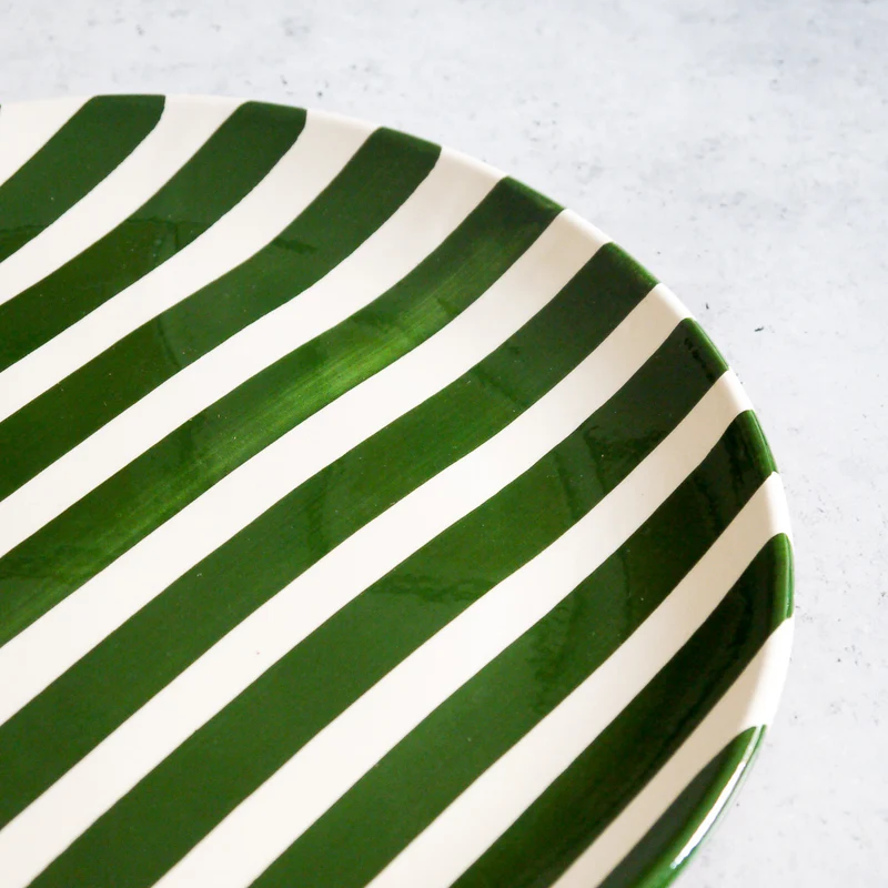 Assiette à larges rayures, Ø 27 cm - Livraison prévue mi-octobre