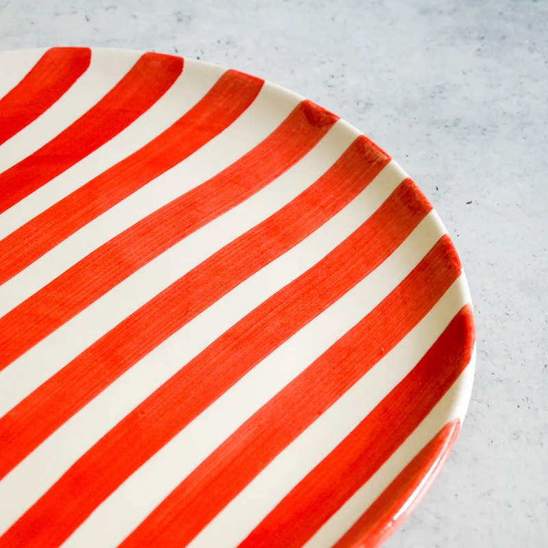 Assiette à larges rayures, Ø 27 cm - Livraison prévue mi-octobre