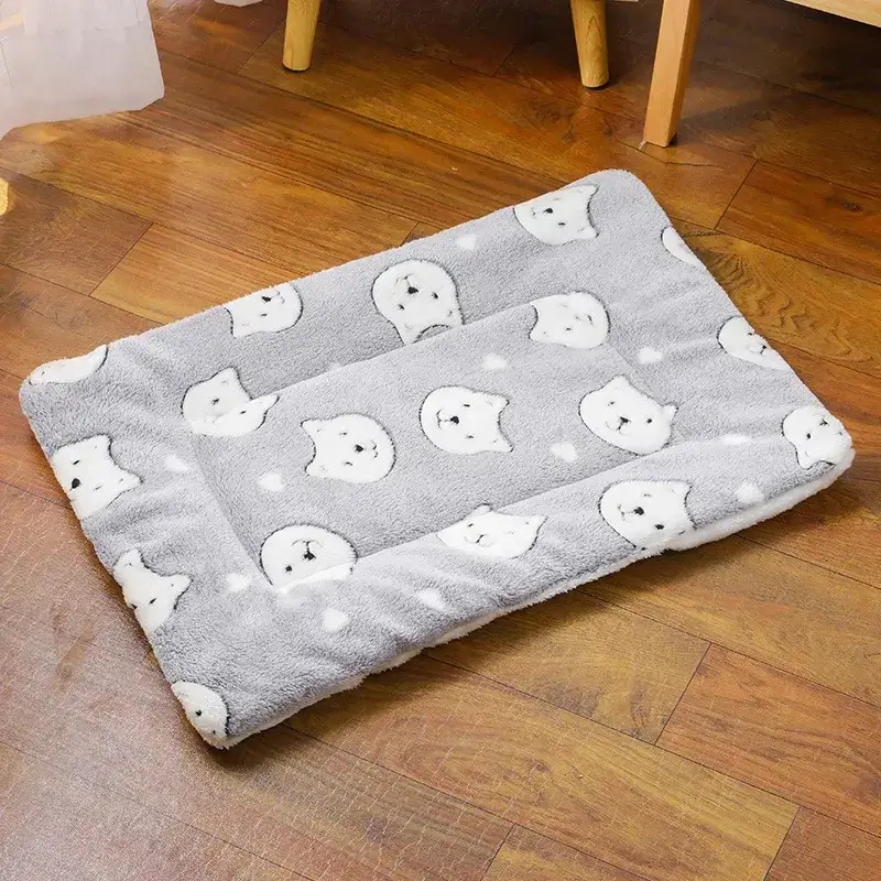 Tapis douillet pour chat – Confort absolu et style mignon