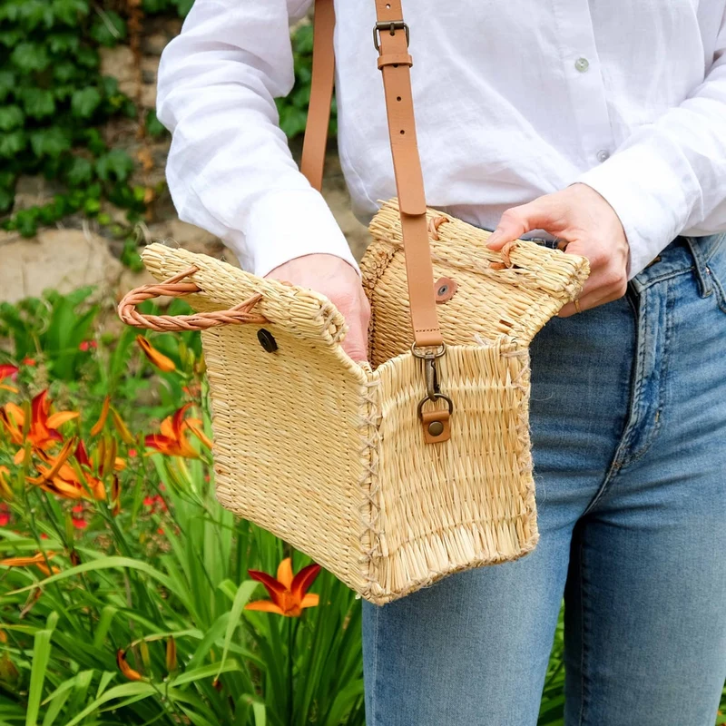 Petit panier traditionnel portugais avec lanière, couleur naturelle