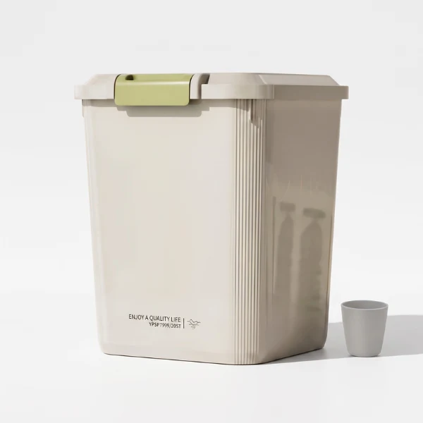 Boite croquettes chat - Carré à verrouillage renforcée - CroqBox™