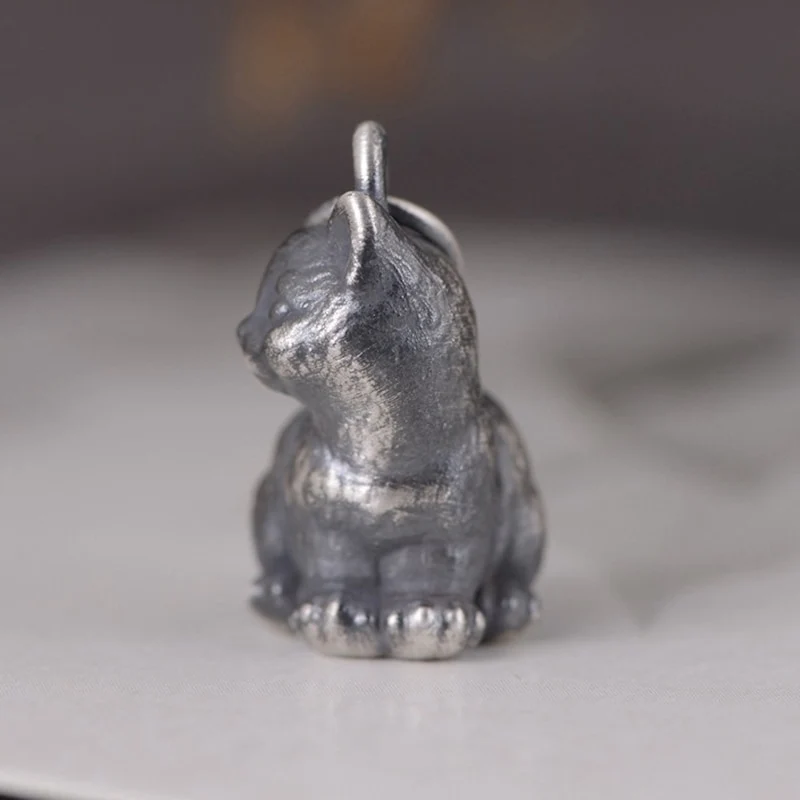 Pendentif en argent chaton