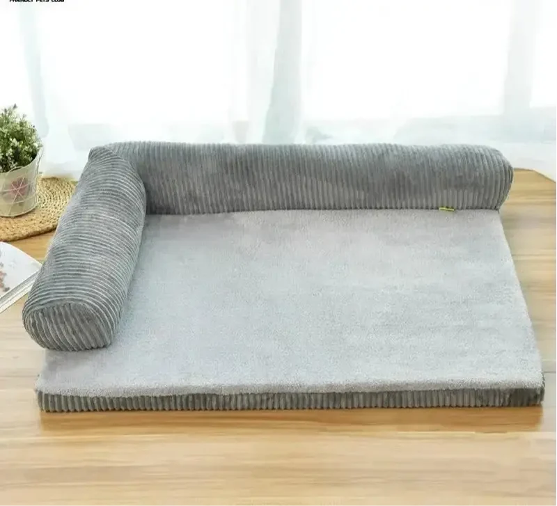 Grand tapis avec coussin pour chien