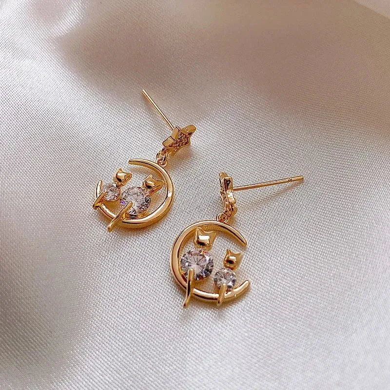 Boucles d'Oreilles Lune Chat Dorées