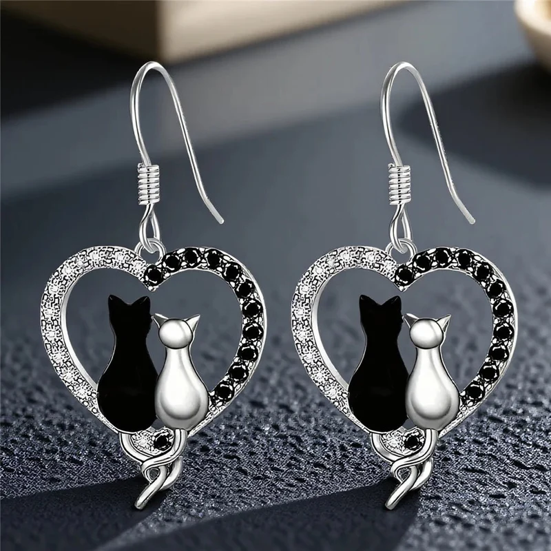 Boucles Chat Élégantes Zircon