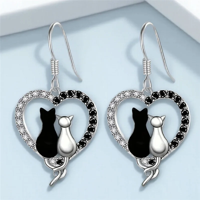 Boucles Chat Élégantes Zircon