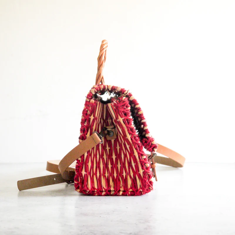 Panier traditionnel portugais avec sangle - Petit rouge