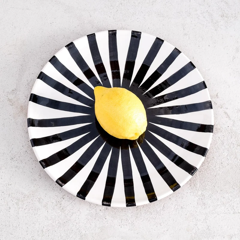 Grande assiette Ray noire Ø27cm