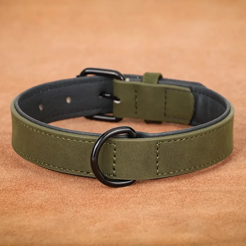 Collier style cuir pour chien