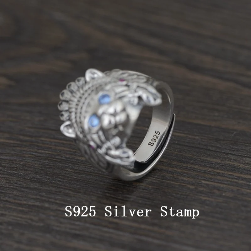 Bague chat indien aux yeux bleus en argent