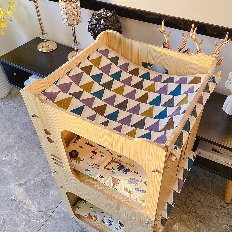 Couchage en bois pour chat