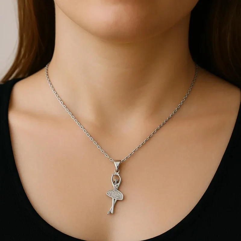 Collier Ballerine dans sa Boîte écrin bleue