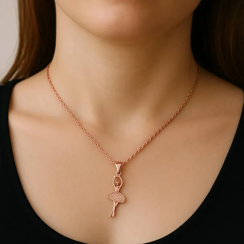 Collier Ballerine dans sa Boîte écrin bleue
