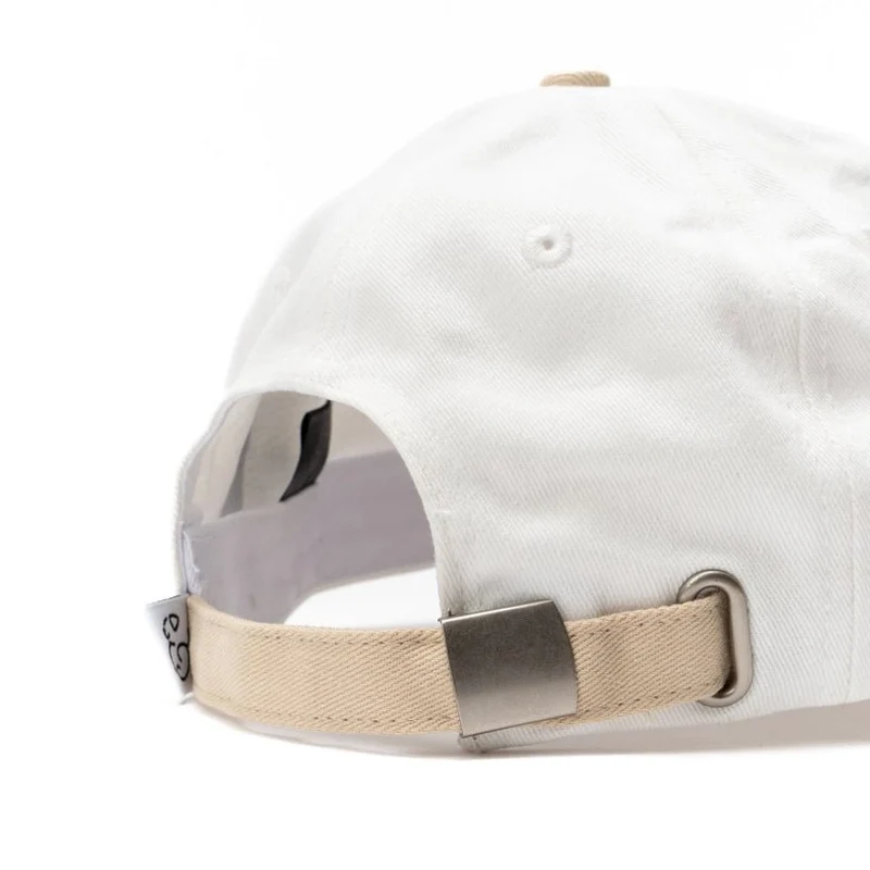 Casquette maman chien bicolore ivoire Lucy & Co. – Style cool & affirmé