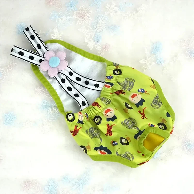 Couche avec bretelles pour chien