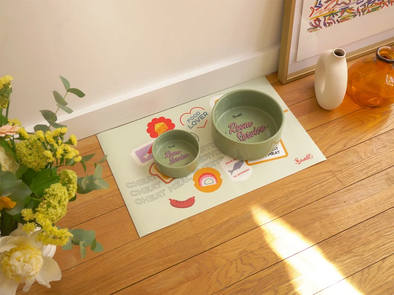 Tapis de gamelle stickers chien et chat