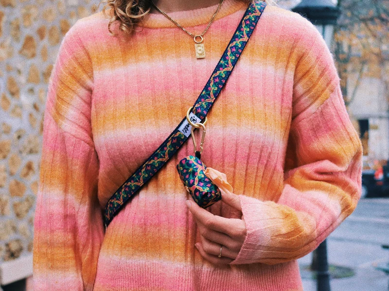 Pochette pour sacs à crottes multicolore