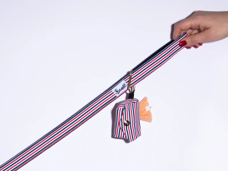 Pochette pour sacs à crottes tricolore