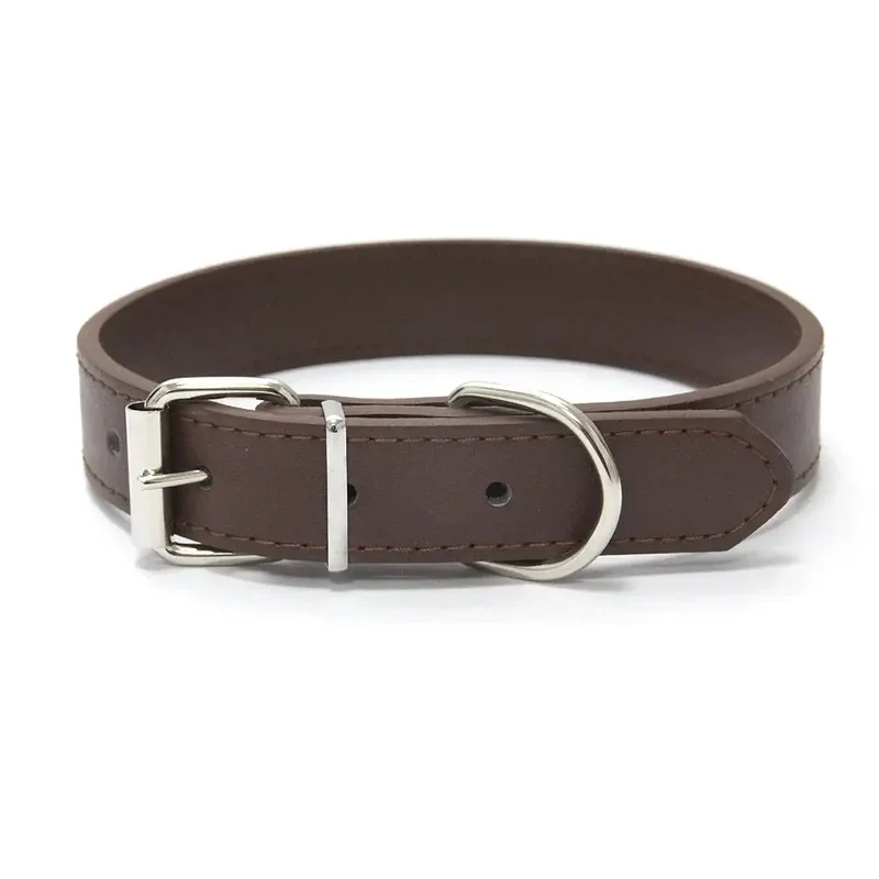 Collier style cuir ajustable pour chien