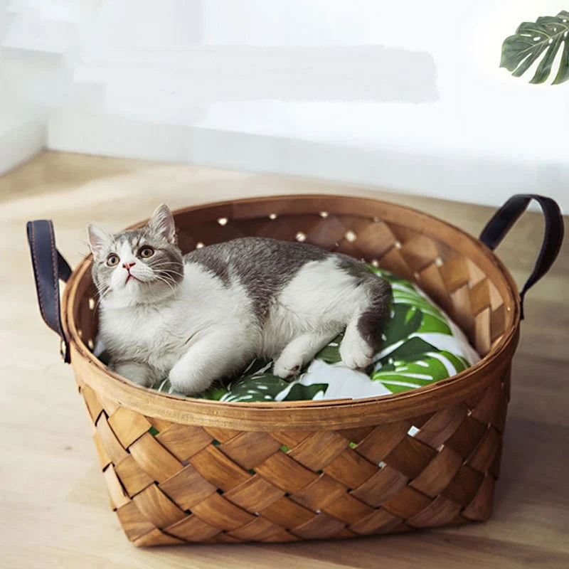 Panier en rotin pour chat