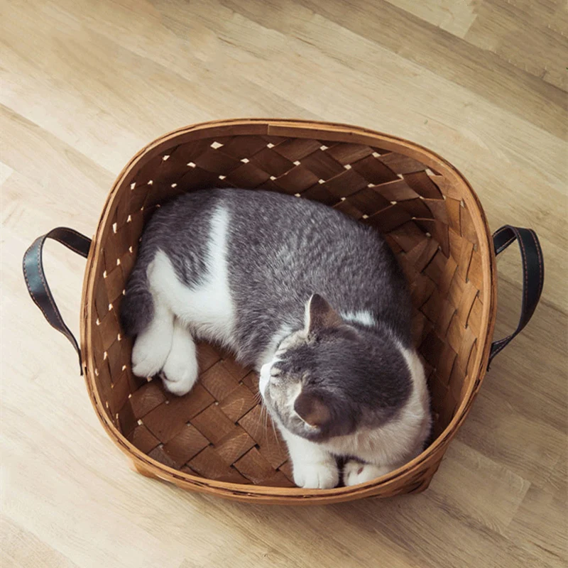 Panier en rotin pour chat