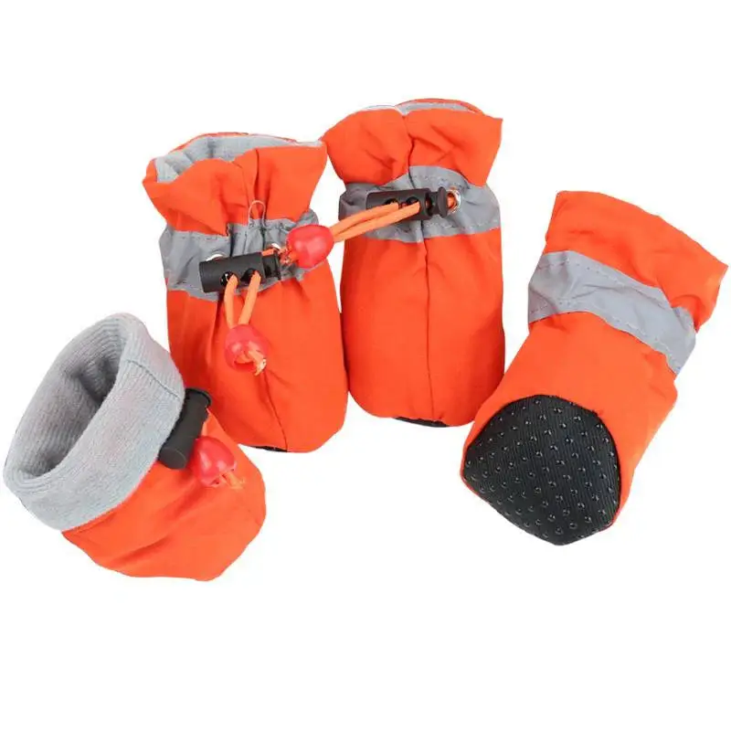Bottes fourrées pour petit chien