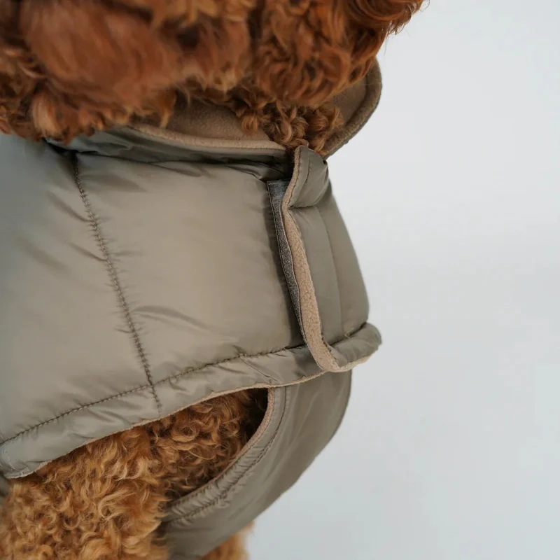 Manteau pour Chien Nora Taupe – Chaud & Imperméable (aussi en grandes tailles)
