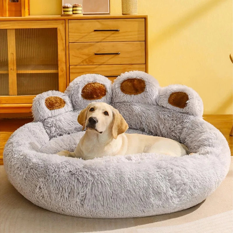 Panier en forme de patte pour chien