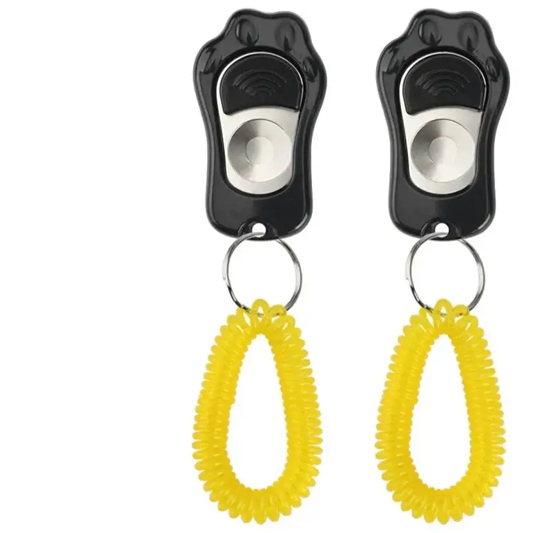 Deux Clicker pour chien