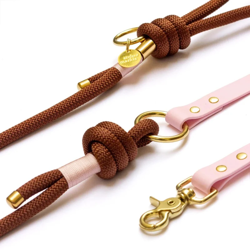 Laisse mains libres corde & Biothane marron rose – Élégance & confort
