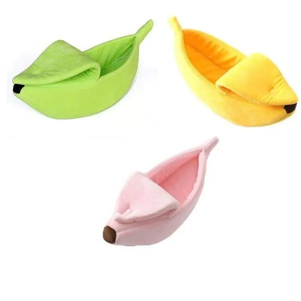 Couchage banane cozy pour chat