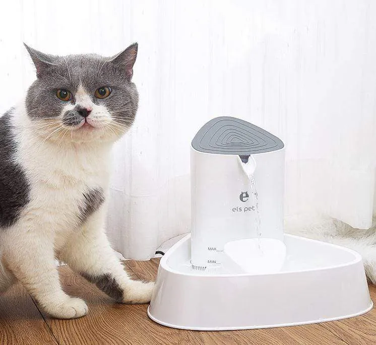 Fontaine à eau pour chat 1.8 litres