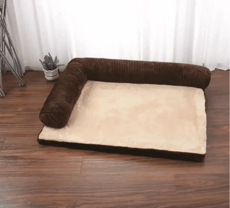 Grand tapis avec coussin pour chien