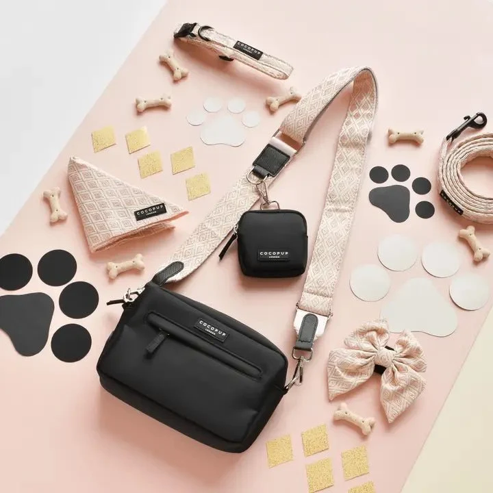 Sac de promenade chien noir – élégant & bien organisé