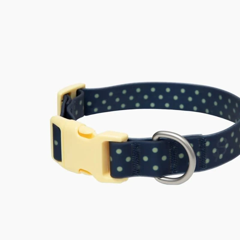 COLLIER POUR CHIEN WATERPROOF - BLEU POIS JAUNE (PERSONNALISABLE AVEC DES CHARMS)