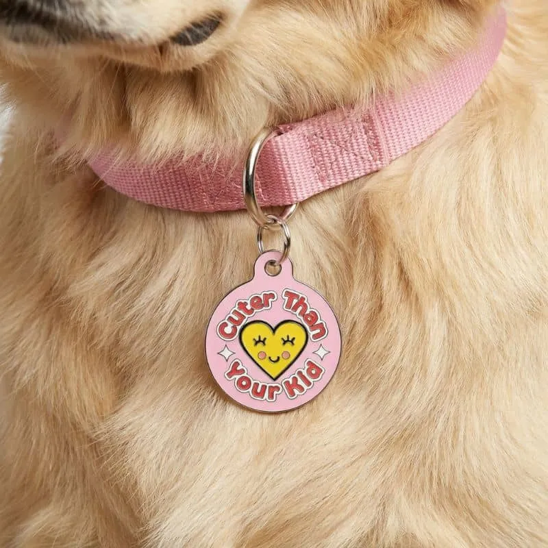 MÉDAILLE POUR CHIEN - CUTER THAN YOU KID (2 COULEURS DISPO)