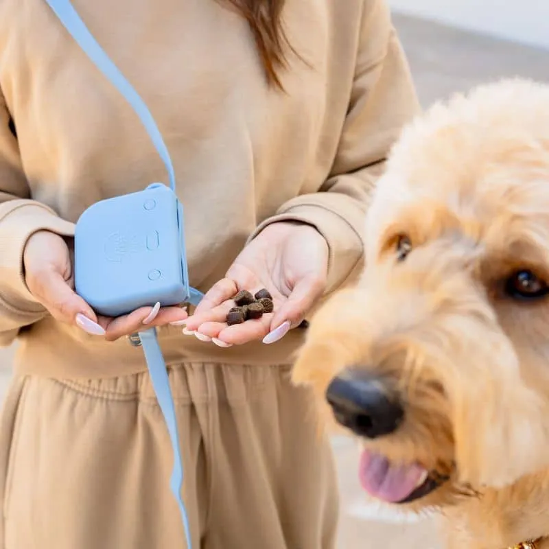 POCHETTE À FRIANDISES SILICONE - SNAP DOG TREAT POUCH