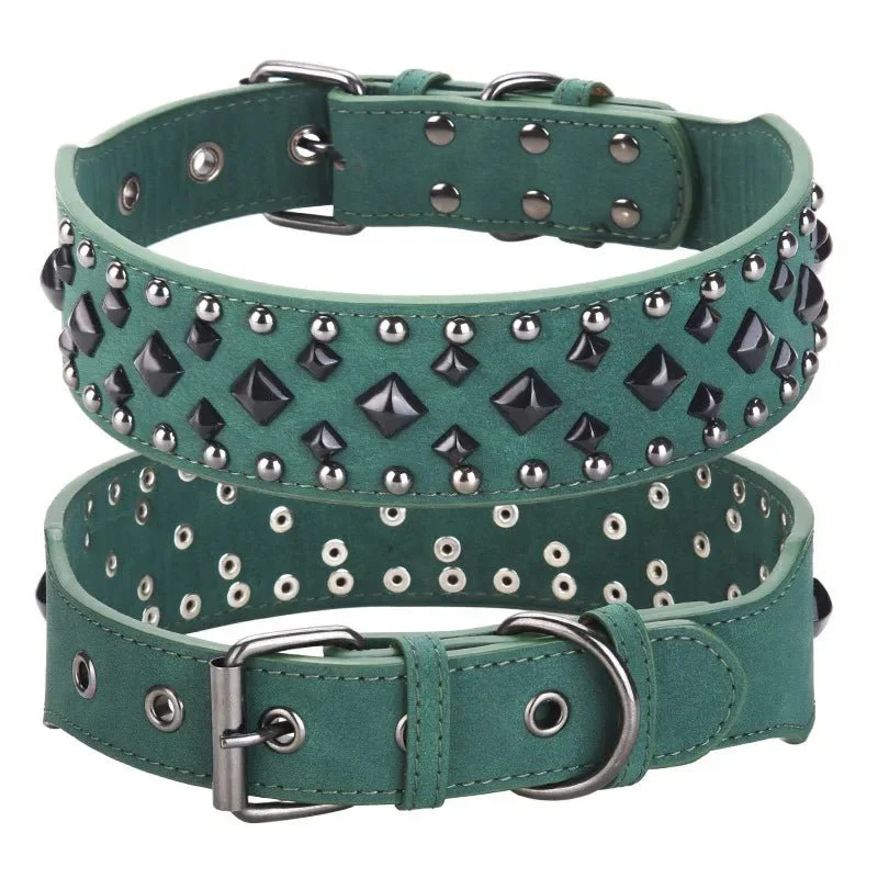 Collier Cuir Riveté Robuste Molosse
