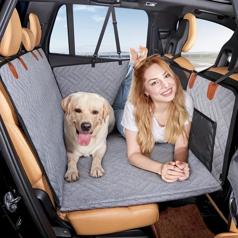 Protection Voiture Rigide Gros Chien Coffre