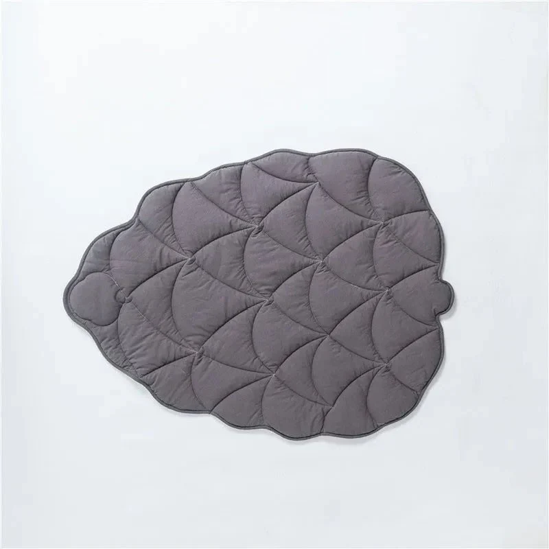 Tapis Design Feuille Velours Gros Chien