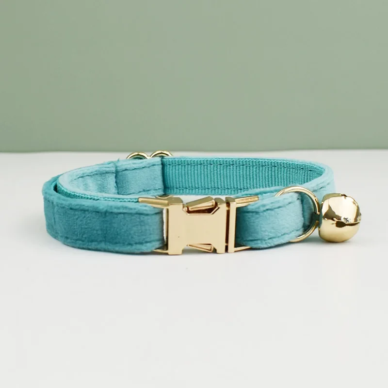 Collier premium avec fermoir gravé