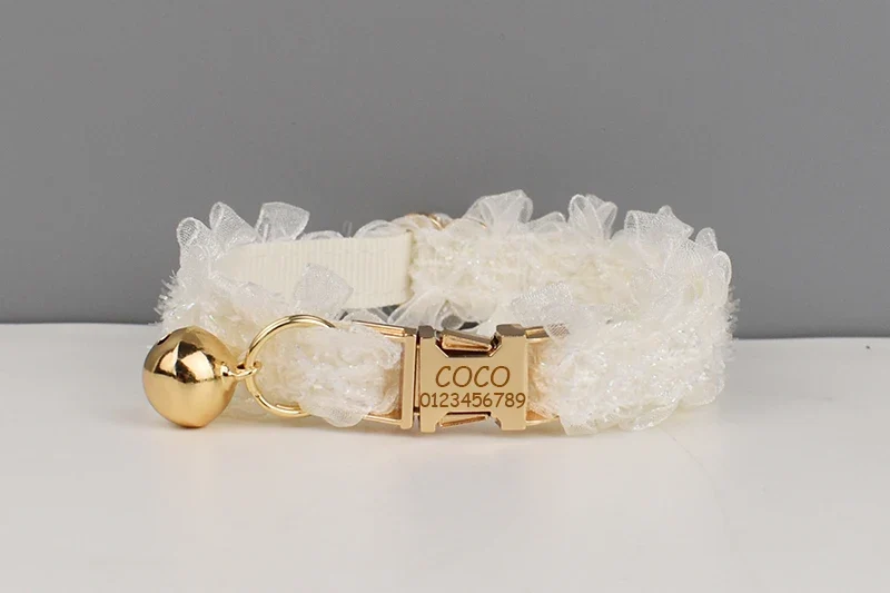 Collier en dentelle entièrement personnalisable