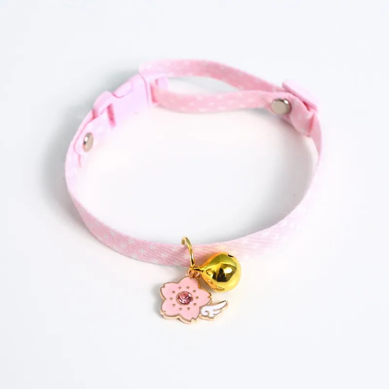 Collier aux motifs colorés avec pendentif
