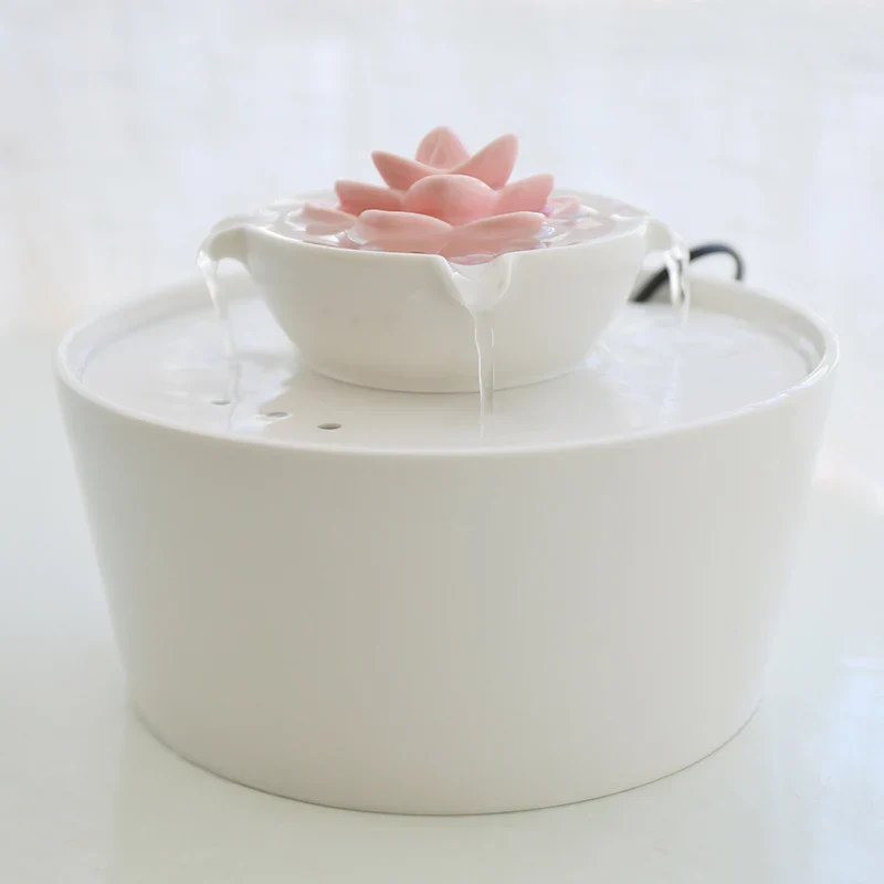 FONTAINE CERAMIQUE CHAT DESIGN FLEUR LOTUS