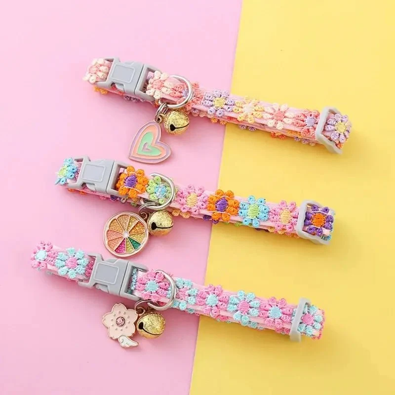 Collier chat clochette fleur - Léger & sécurisé | Fleuria