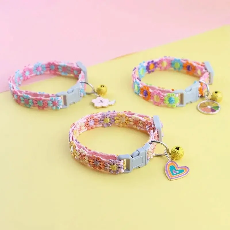 Collier chat clochette fleur - Léger & sécurisé | Fleuria