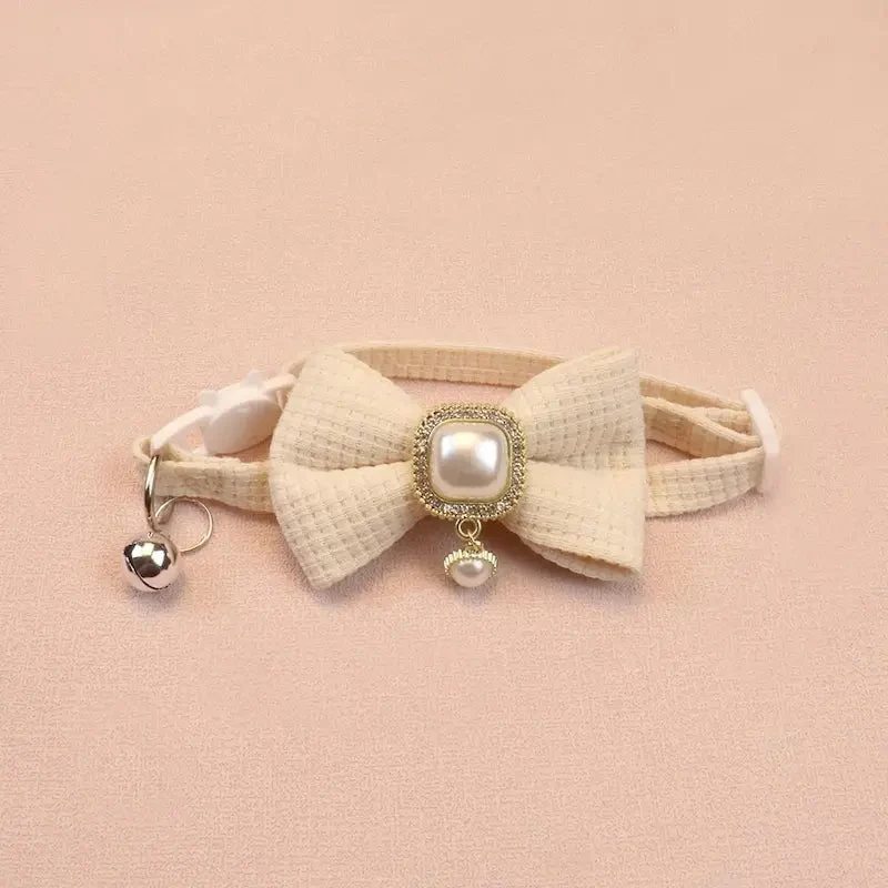 Collier chat nœud papillon - Élégant & réglable | MiaChic
