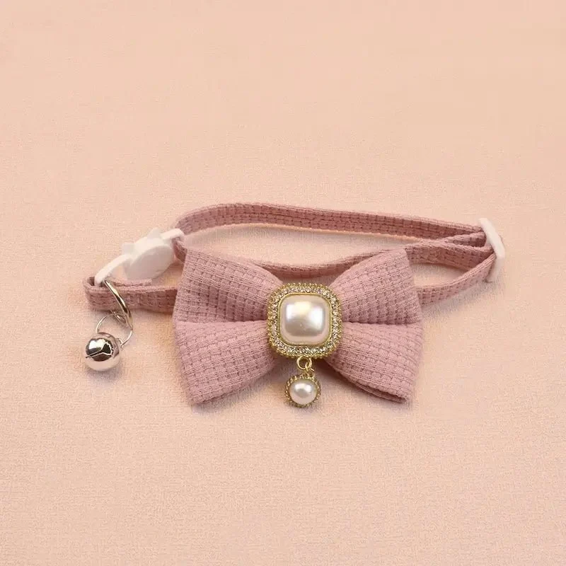 Collier chat nœud papillon - Élégant & réglable | MiaChic
