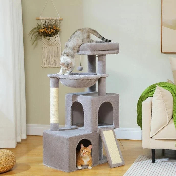 Petit arbre a chat avec griffoir