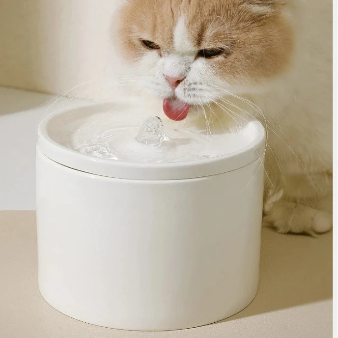 FONTAINE A EAU POUR CHAT CERAMIQUE - Ultra Silencieuse 1L - H2OPurr™